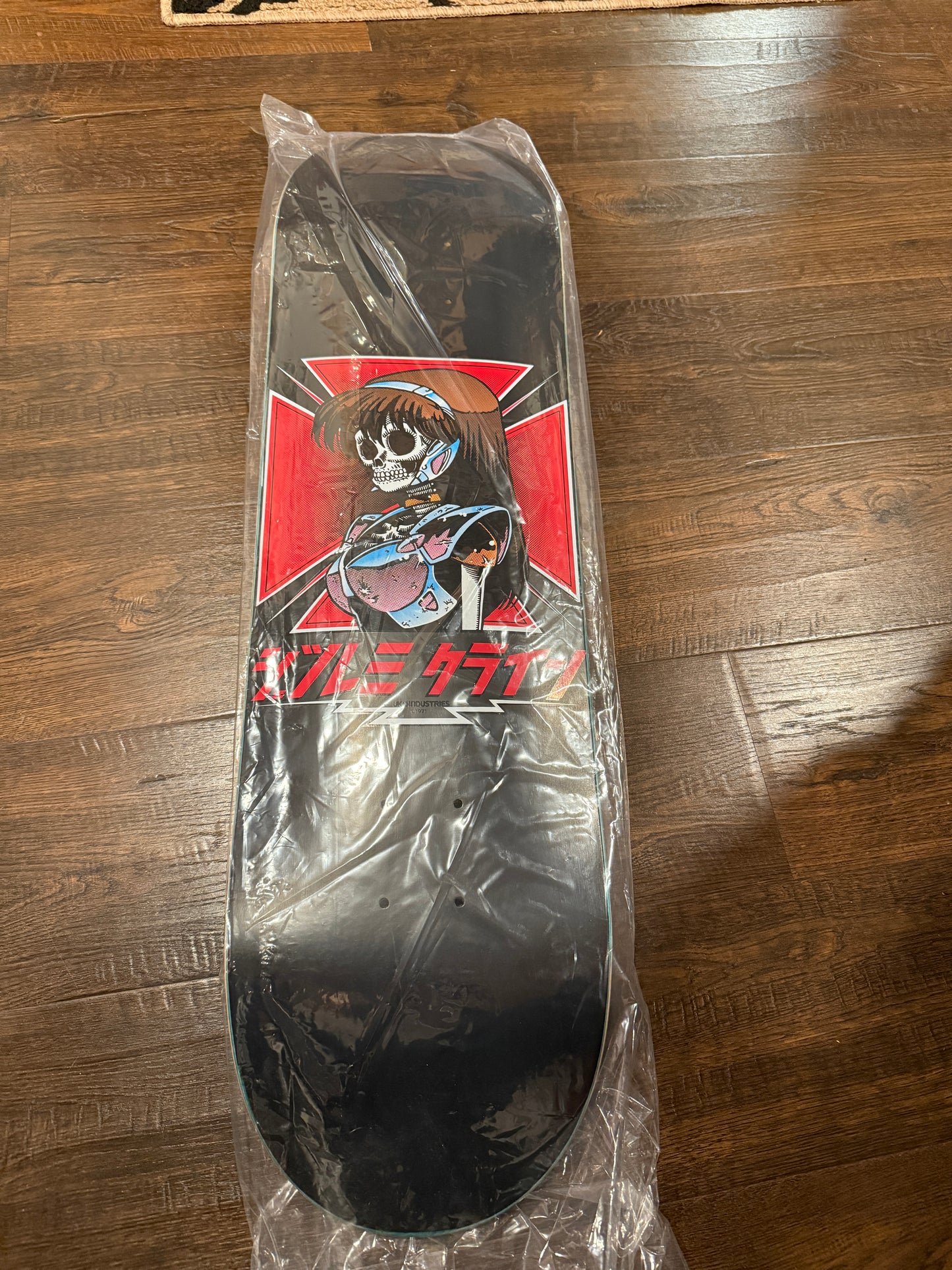 Dream Hawk Deck 8.475 X 31.75 Blk Hand Screened