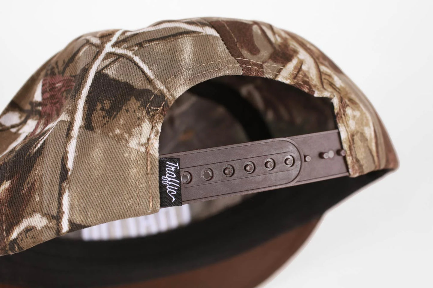Manhattan Snapback Adjustable Hat Real Tree Camo OS
