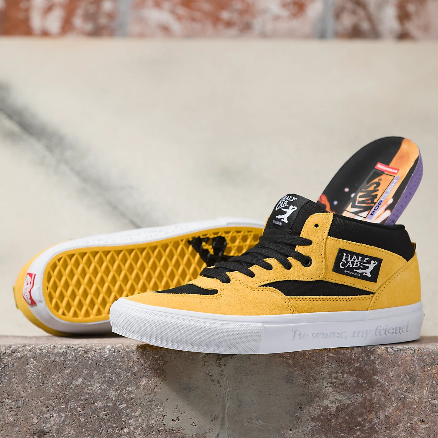 Vans X Bruce Lee Skate Half Cab Pro Shoe Blk/Ylw/Wht (size options listed)