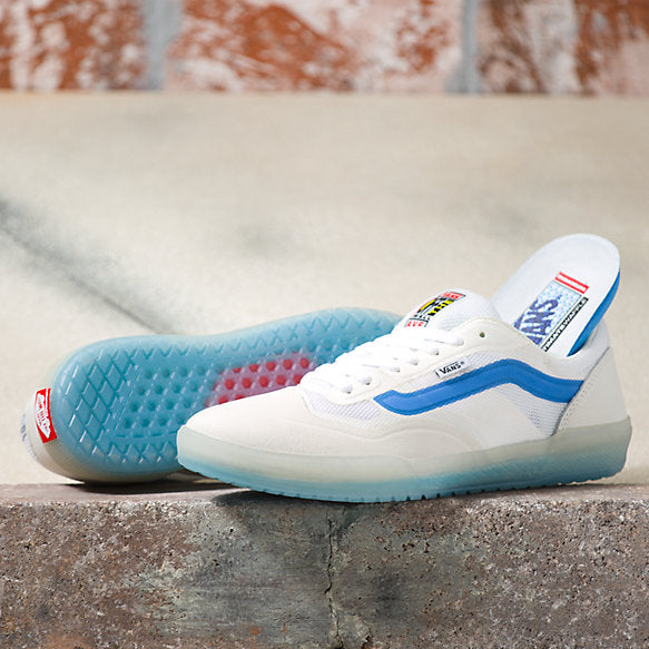 Sport Low Shoe in Marshmallow White Blue Gum Vans